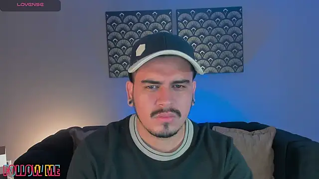 Snapshot of Chriss_Hunt chatting on February 11, 2026, 9:36 am Chriss Hunt online show from February 11, 2026, 9:36 am