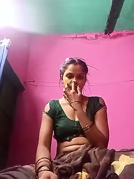 Snapshot of Cut_ikina chatting on April 17, 2026, 6:55 pm Cut ikina online show from April 17, 2026, 6:55 pm