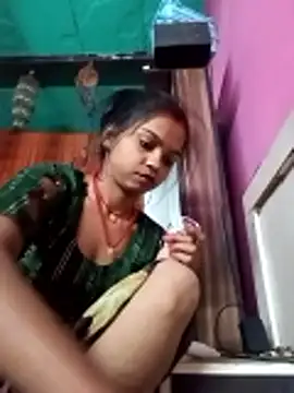 Snapshot of Cut_ikina chatting on May 4, 2026, 9:55 pm Cut ikina online show from May 4, 2026, 9:55 pm