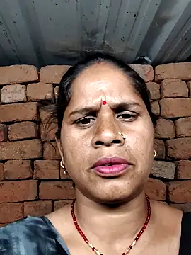 Snapshot of Hot_kiran4 chatting on March 7, 2026, 5:43 pm Hot kiran4 online show from March 7, 2026, 5:43 pm