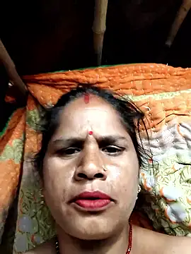 Snapshot of Hot_kiran4 chatting on March 28, 2026, 5:12 pm Hot kiran4 online show from March 28, 2026, 5:12 pm