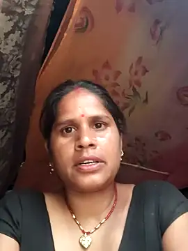 Snapshot of Hot_kiran4 chatting on April 1, 2026, 11:44 am Hot kiran4 online show from April 1, 2026, 11:44 am