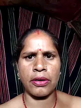 Snapshot of Hot_kiran4 chatting on April 1, 2026, 1:41 pm Hot kiran4 online show from April 1, 2026, 1:41 pm