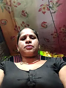 Snapshot of Hot_kiran4 chatting on April 13, 2026, 10:43 am Hot kiran4 online show from April 13, 2026, 10:43 am