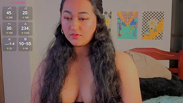 Snapshot of hipatia1moretime chatting on May 6, 2026, 5:35 am hipatia1moretime online show from May 6, 2026, 5:35 am