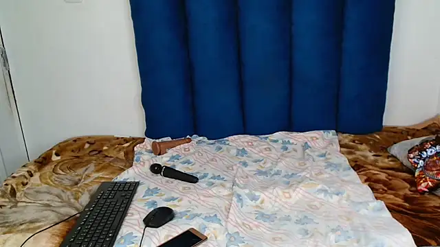 Snapshot of ForeverSexy_ chatting on February 23, 2026, 7:17 am ForeverSexy online show from February 23, 2026, 7:17 am