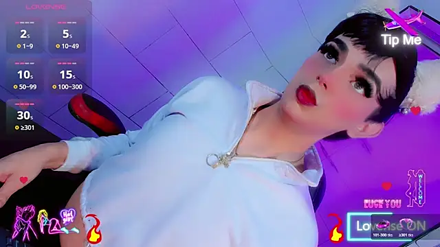 Maddye Fox online show from June 1, 2026, 3:30 am