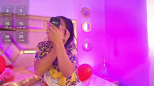 Emma Sanz   online show from February 12, 2026, 12:33 pm