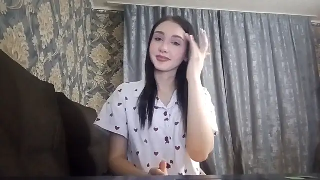 Snapshot of Anberri chatting on February 13, 2026, 2:13 pm Anberri online show from February 13, 2026, 2:13 pm