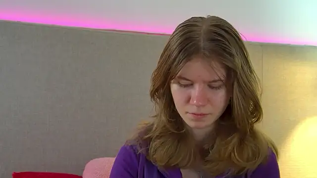 MilaMaelis online show from March 19, 2026, 8:02 pm