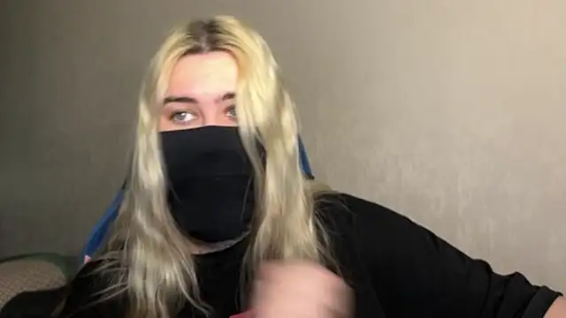 Snapshot of UnaXyling chatting on February 21, 2026, 11:17 pm UnaXyling online show from February 21, 2026, 11:17 pm