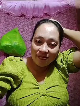 Snapshot of May_Bombs chatting on March 12, 2026, 11:00 pm May Bombs online show from March 12, 2026, 11:00 pm