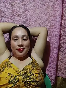 Snapshot of May_Bombs chatting on March 19, 2026, 11:58 am May Bombs online show from March 19, 2026, 11:58 am