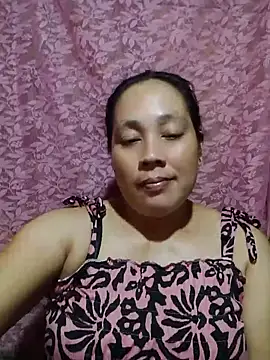 Snapshot of May_Bombs chatting on March 23, 2026, 11:58 am May Bombs online show from March 23, 2026, 11:58 am