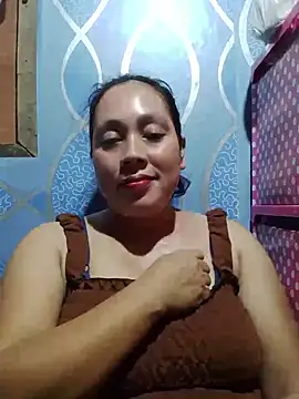 Snapshot of May_Bombs chatting on April 9, 2026, 11:59 am May Bombs online show from April 9, 2026, 11:59 am