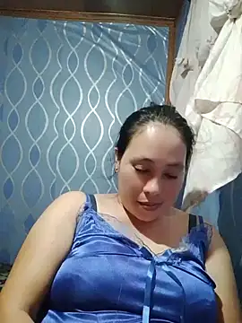 Snapshot of May_Bombs chatting on April 10, 2026, 1:05 pm May Bombs online show from April 10, 2026, 1:05 pm