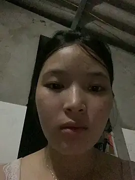 Snapshot of Suzu_xx01 chatting on May 7, 2026, 7:41 pm Suzu xx01 online show from May 7, 2026, 7:41 pm