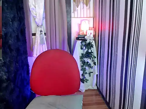 Foxysexykendra online show from February 13, 2026, 10:00 am