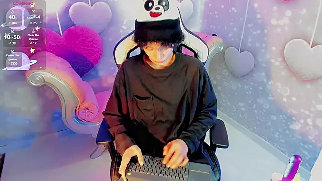 Snapshot of thanier_18 chatting on March 10, 2026, 7:19 pm thanier 18 online show from March 10, 2026, 7:19 pm