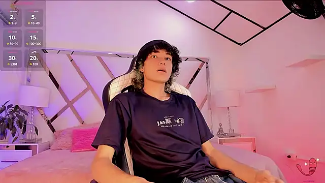 Snapshot of thanier_18 chatting on March 27, 2026, 7:35 pm thanier 18 online show from March 27, 2026, 7:35 pm