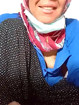 turbanlim07 online show from February 19, 2026, 12:06 am