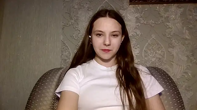 YuniNeko online show from April 9, 2026, 2:44 pm