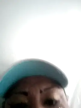 Snapshot of perrit17 chatting on February 20, 2026, 12:51 am perrit17 online show from February 20, 2026, 12:51 am