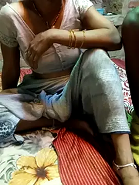 Snapshot of diwana475 chatting on July 6, 2026, 3:58 pm diwana475 online show from July 6, 2026, 3:58 pm