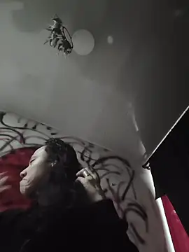 Snapshot of CharlotteKravizz chatting on February 21, 2026, 8:43 pm CharlotteKravizz online show from February 21, 2026, 8:43 pm