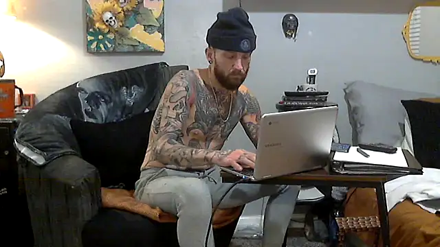 F D R  online show from March 4, 2026, 6:08 am