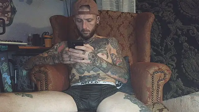 Snapshot of F_D_R_ chatting on July 1, 2026, 8:16 am F D R online show from July 1, 2026, 8:16 am