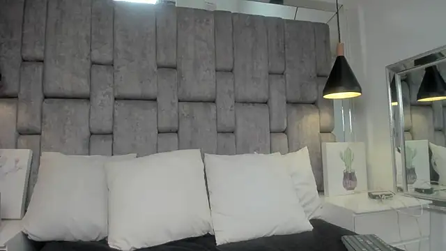 Maggyx online show from July 28, 2026, 4:39 pm