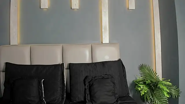 Snapshot of TSExoticFuck chatting on March 3, 2026, 7:53 pm TSExoticFuck online show from March 3, 2026, 7:53 pm