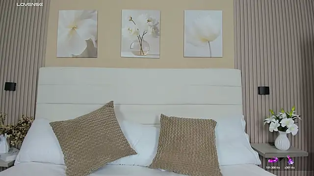 Snapshot of LisaLain chatting on June 30, 2026, 12:06 pm LisaLain online show from June 30, 2026, 12:06 pm