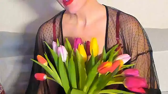 Snapshot of beddable_woman chatting on March 7, 2026, 8:39 pm beddable woman online show from March 7, 2026, 8:39 pm