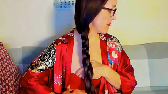 Snapshot of beddable_woman chatting on May 23, 2026, 8:24 pm beddable woman online show from May 23, 2026, 8:24 pm