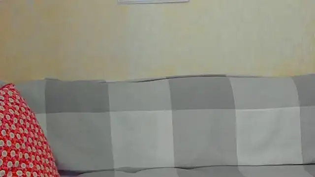 Snapshot of beddable_woman chatting on May 25, 2026, 9:15 am beddable woman online show from May 25, 2026, 9:15 am