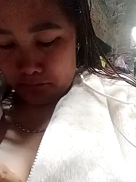 Snapshot of bongtuyet11 chatting on February 6, 2026, 1:54 am bongtuyet11 online show from February 6, 2026, 1:54 am