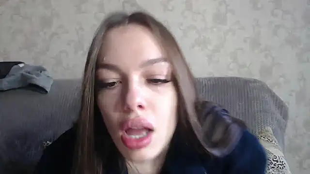 CandyGyrl online show from April 9, 2026, 1:05 am