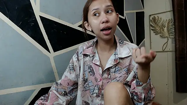 Charming lexi online show from April 9, 2026, 2:22 pm