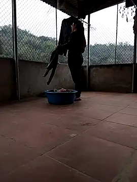 Snapshot of LiilyZi chatting on March 5, 2026, 1:45 am LiilyZi online show from March 5, 2026, 1:45 am