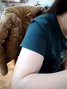 Snapshot of LiilyZi chatting on March 20, 2026, 12:37 am LiilyZi online show from March 20, 2026, 12:37 am