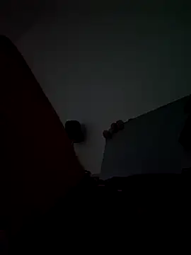 Tommyzzzzzz online show from July 26, 2026, 4:42 am