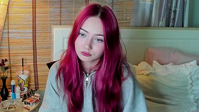 LustfulBambi online show from May 11, 2026, 12:55 pm