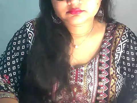Snapshot of Saniya_K2 chatting on February 17, 2026, 6:14 pm Saniya K2 online show from February 17, 2026, 6:14 pm