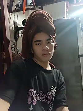 Snapshot of Wildcam21 chatting on February 20, 2026, 5:26 am Wildcam21 online show from February 20, 2026, 5:26 am