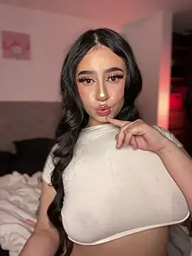 Sofiia Vegaa online show from February 8, 2026, 12:58 am