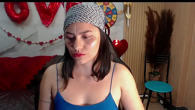 rox luxury tf online show from February 12, 2026, 8:37 pm