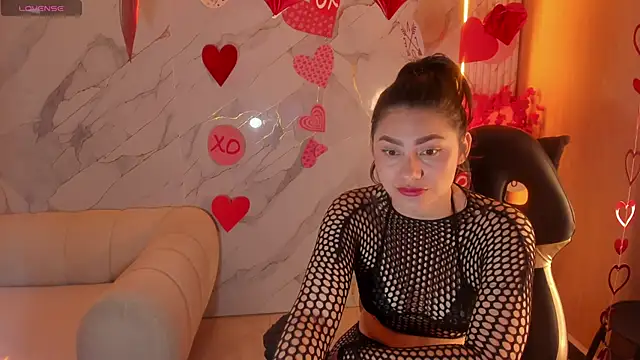 rox luxury tf online show from February 16, 2026, 8:27 pm