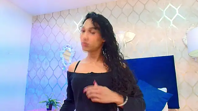 Snapshot of Chloee__Adams chatting on February 9, 2026, 12:09 pm Chloee Adams online show from February 9, 2026, 12:09 pm